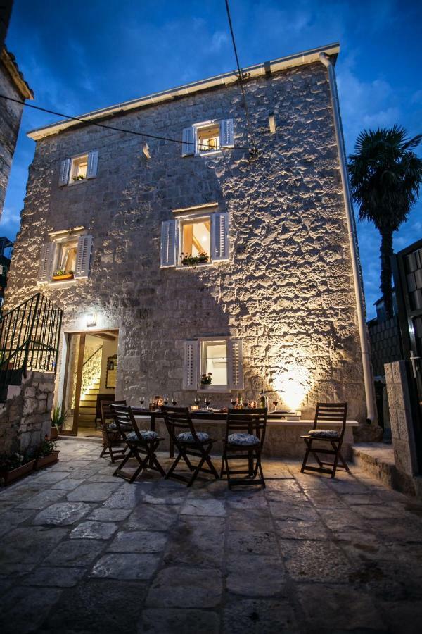 Villa Lucia Trogir Exterior photo