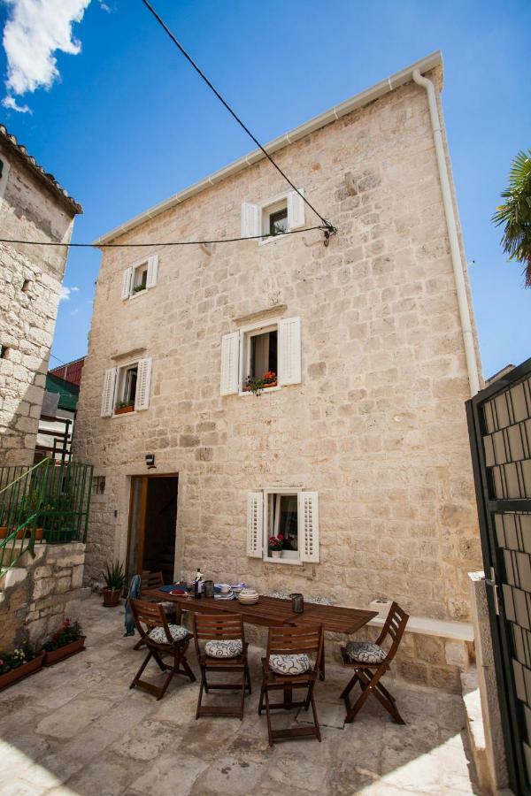 Villa Lucia Trogir Exterior photo